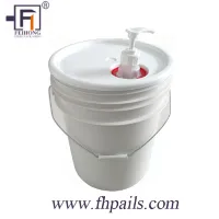 20L پلاسٹک بالٹی دلال لہر کے ساتھ